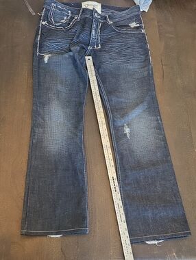 Mens / Womens 34 Waist 31 inseam Dark Wash  Bootcut Jeans - Distressed Detail